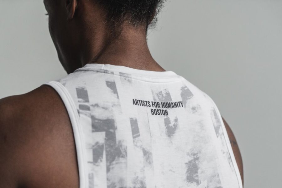 Debardeur Nobull Muscle Tank (Artists For Humanity) Femme Blanche Grise | LTNYAFA42